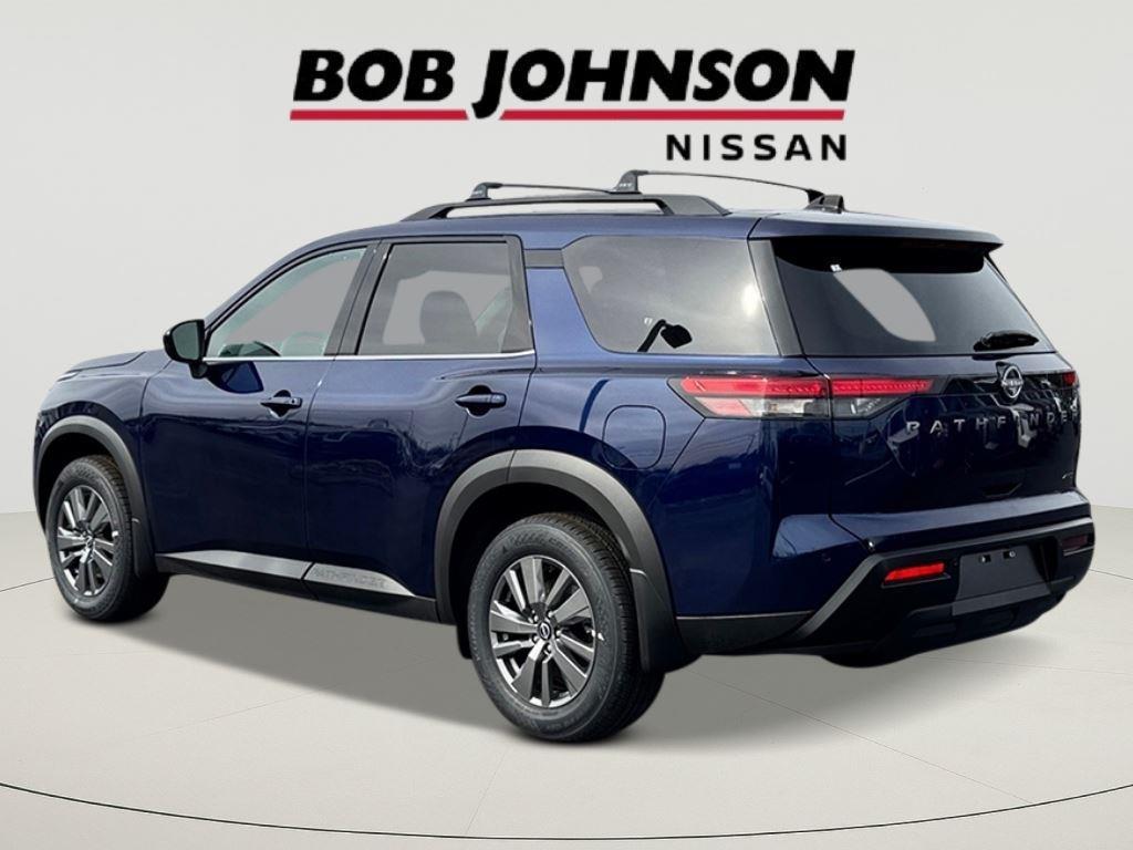 new 2026 Nissan Pathfinder car, priced at $39,060