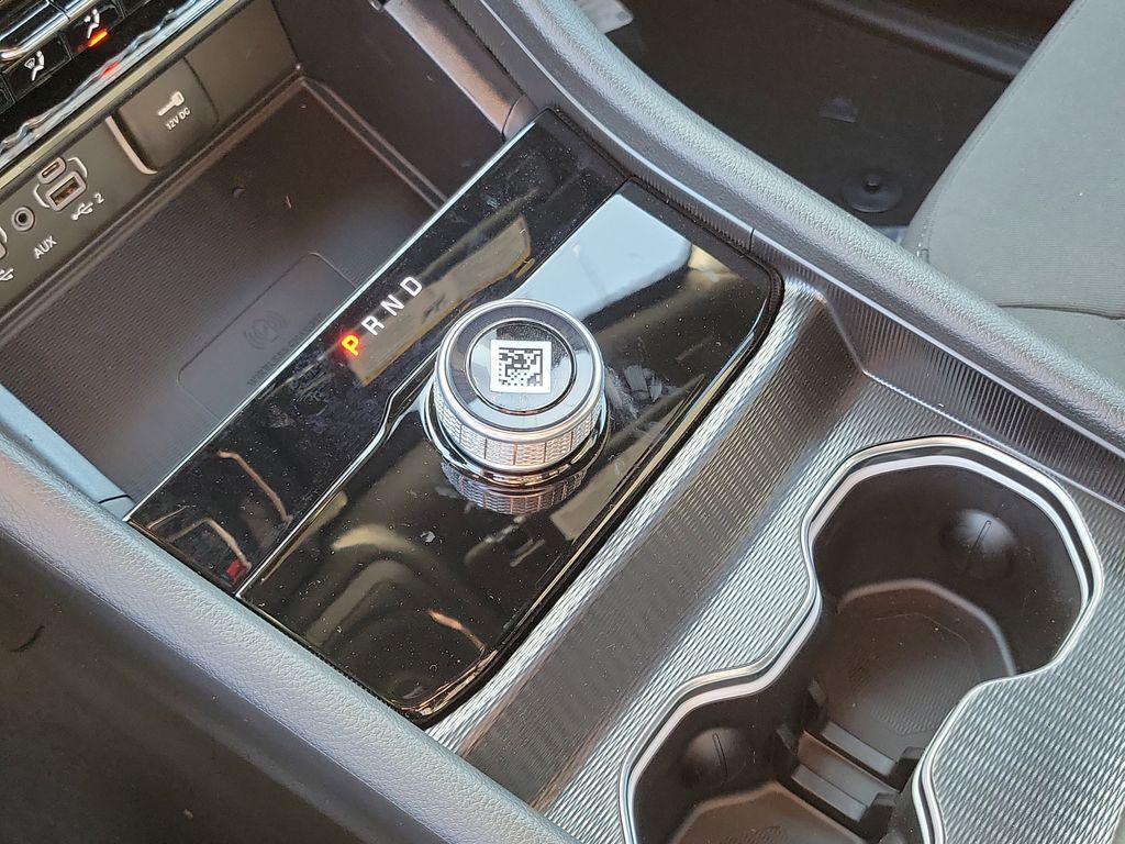 new 2025 Jeep Grand Cherokee car, priced at $32,825