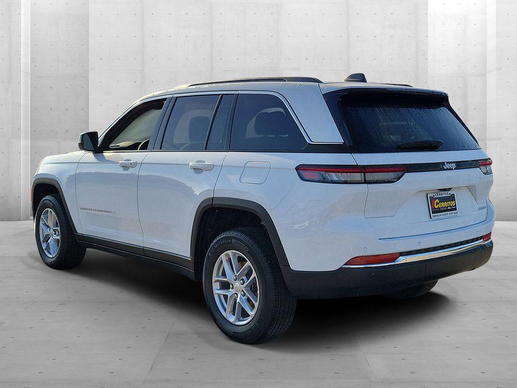 new 2025 Jeep Grand Cherokee car, priced at $32,825