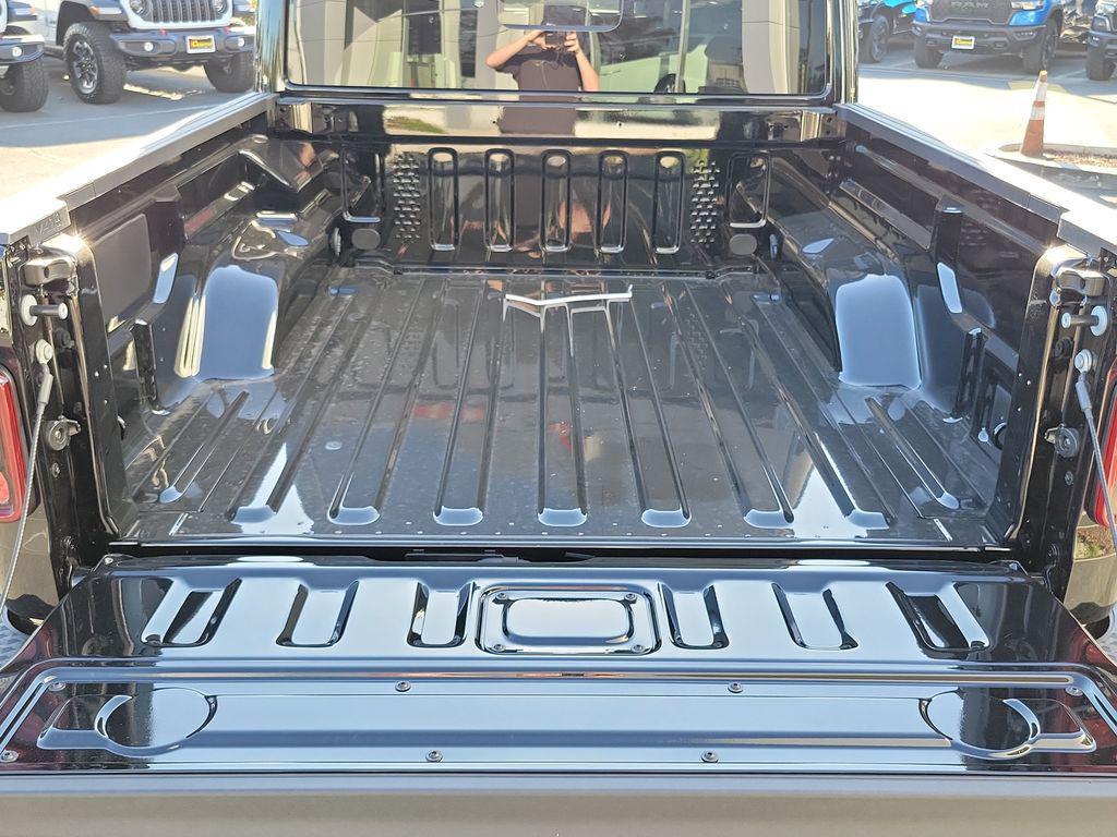 new 2026 Jeep Gladiator car, priced at $55,495