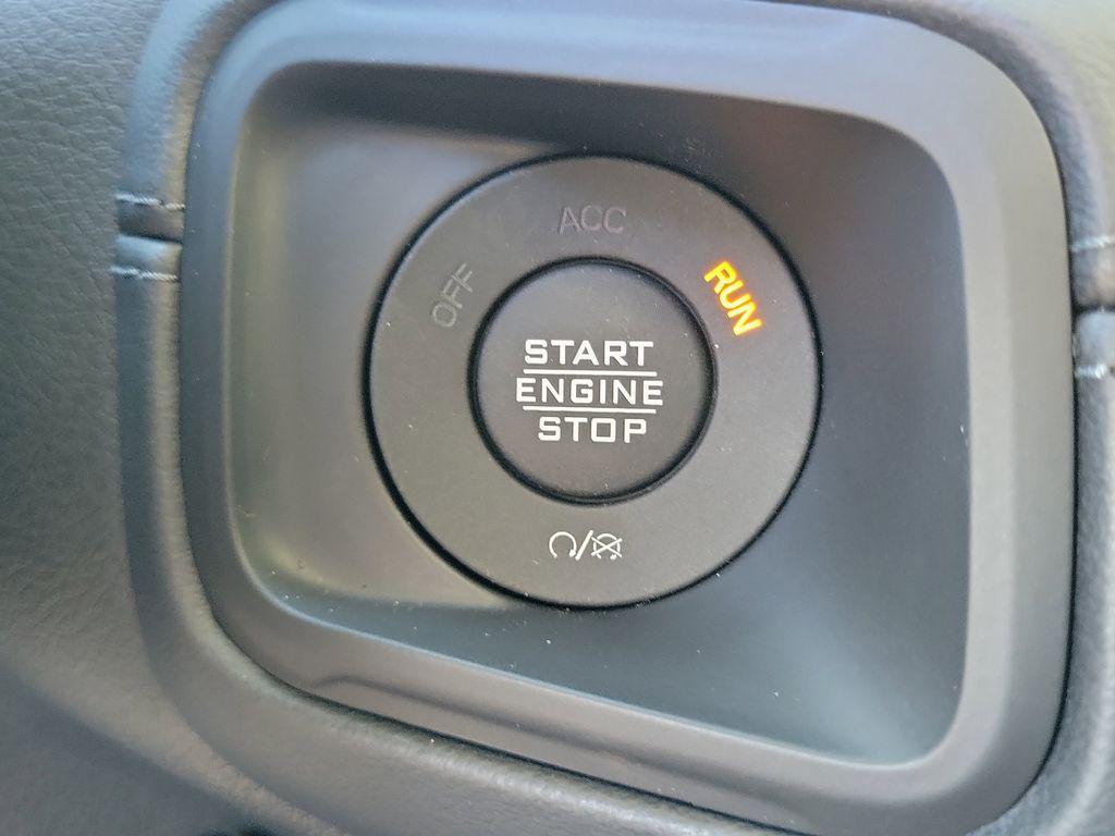 new 2026 Jeep Gladiator car, priced at $55,495