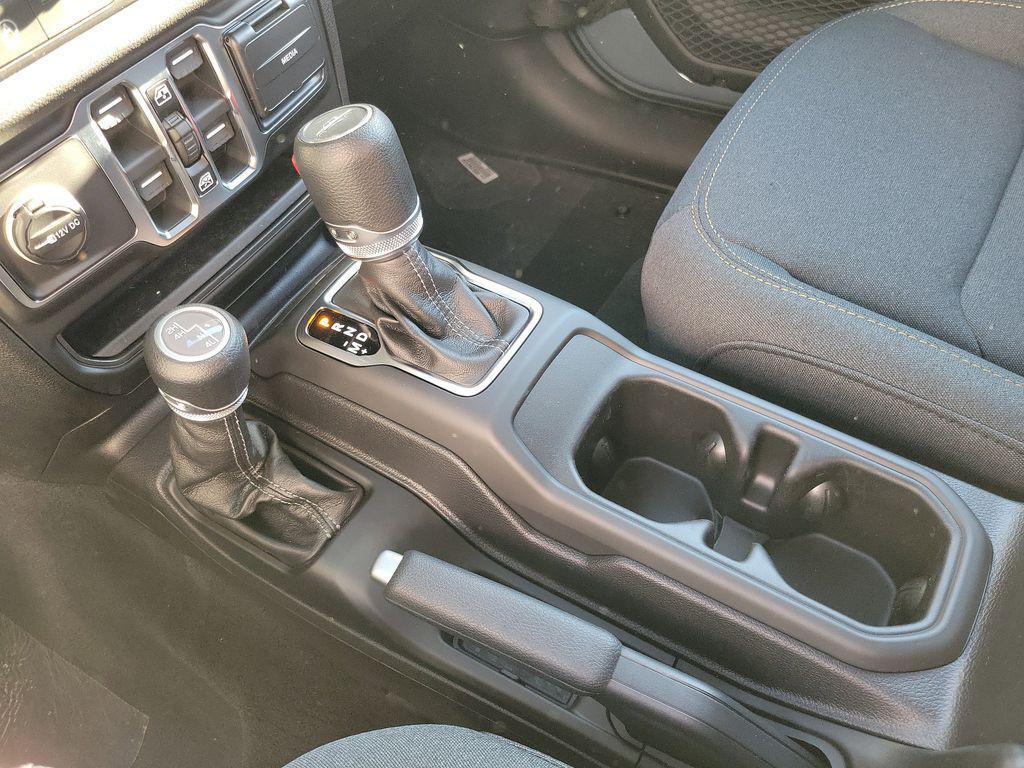 new 2026 Jeep Gladiator car, priced at $49,685