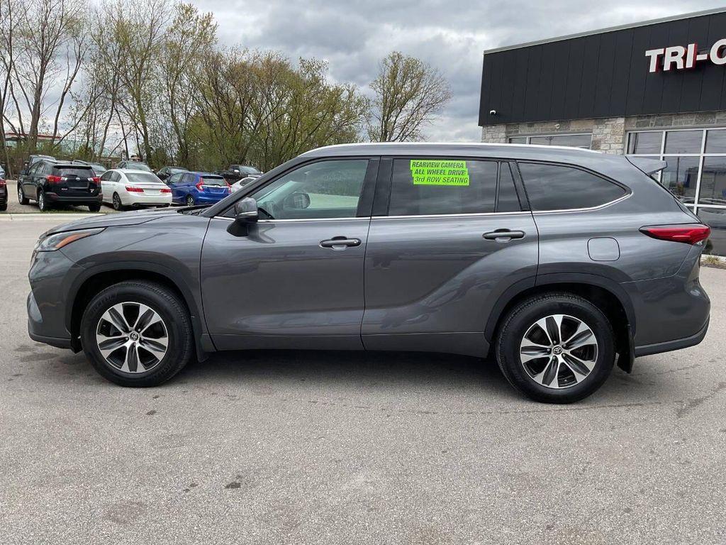 used 2021 Toyota Highlander car, priced at $28,995