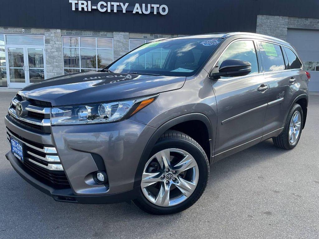 used 2019 Toyota Highlander car, priced at $29,995