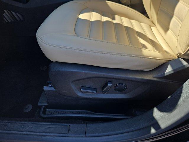 used 2023 Ford Edge car, priced at $26,255
