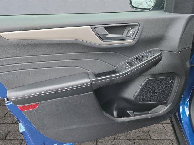 used 2022 Ford Escape car, priced at $19,995