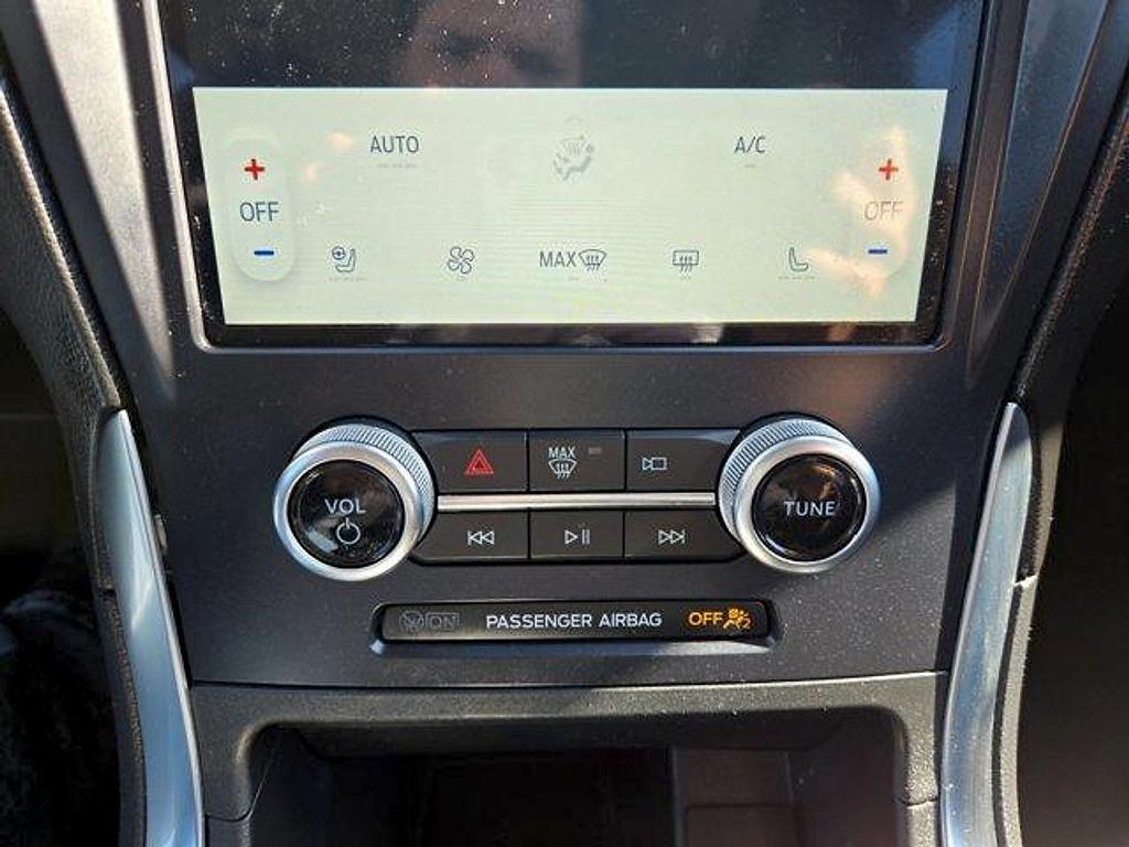 used 2024 Ford Edge car, priced at $29,995