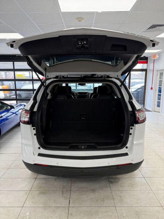 used 2016 Chevrolet Traverse car, priced at $8,995