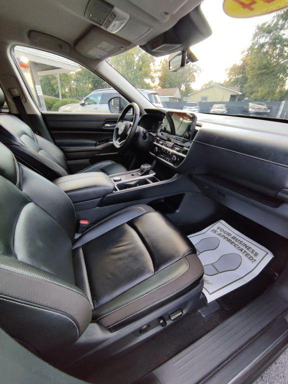 used 2024 Nissan Pathfinder car, priced at $29,995