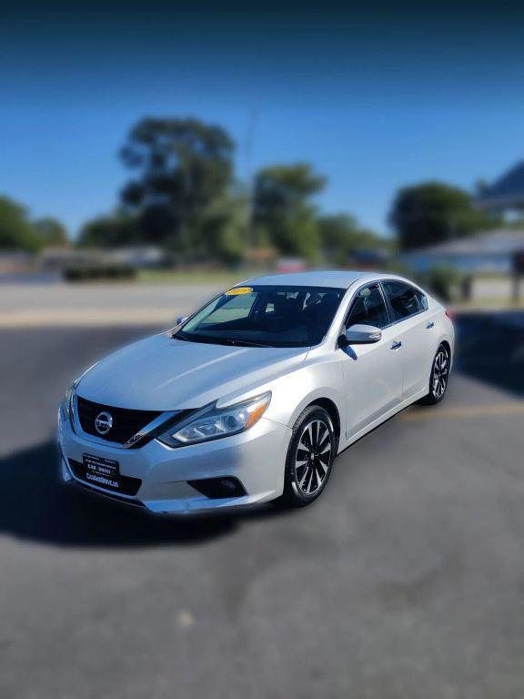 used 2018 Nissan Altima car, priced at $10,995