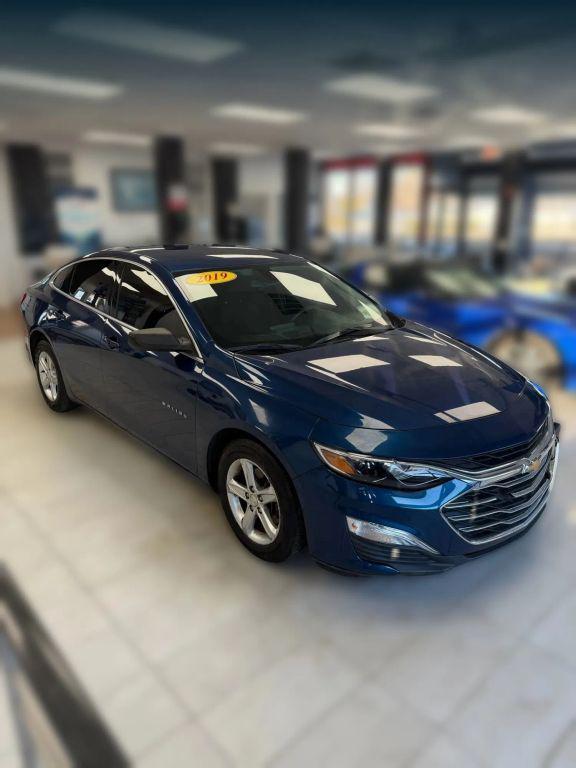used 2019 Chevrolet Malibu car, priced at $12,995