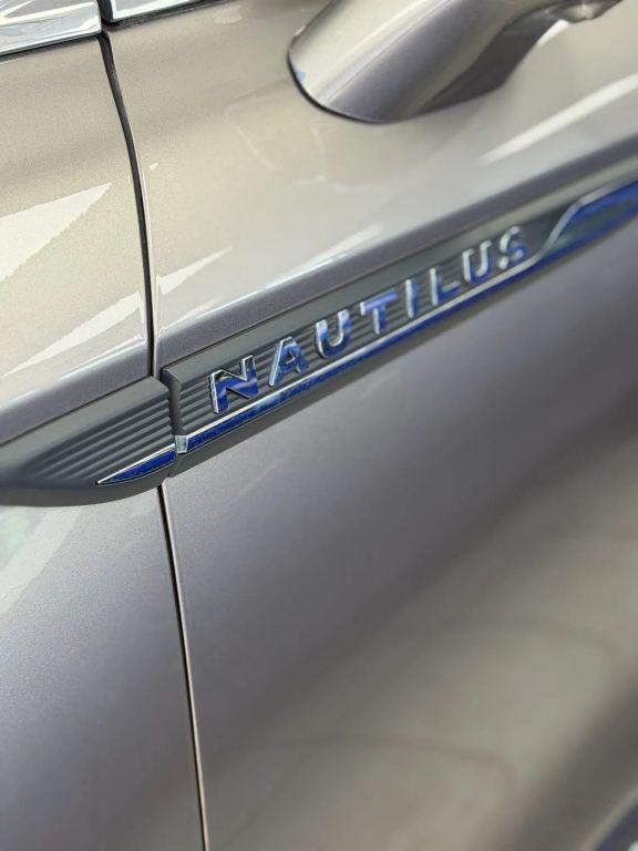 used 2020 Lincoln Nautilus car, priced at $13,800