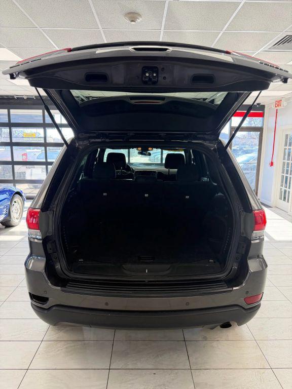 used 2019 Jeep Grand Cherokee car, priced at $13,995
