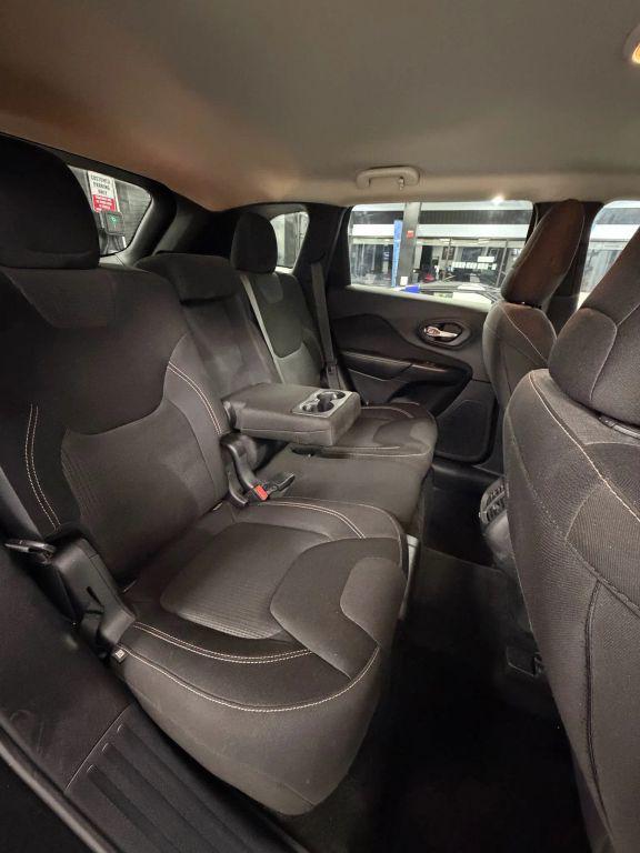used 2015 Jeep Cherokee car, priced at $7,500