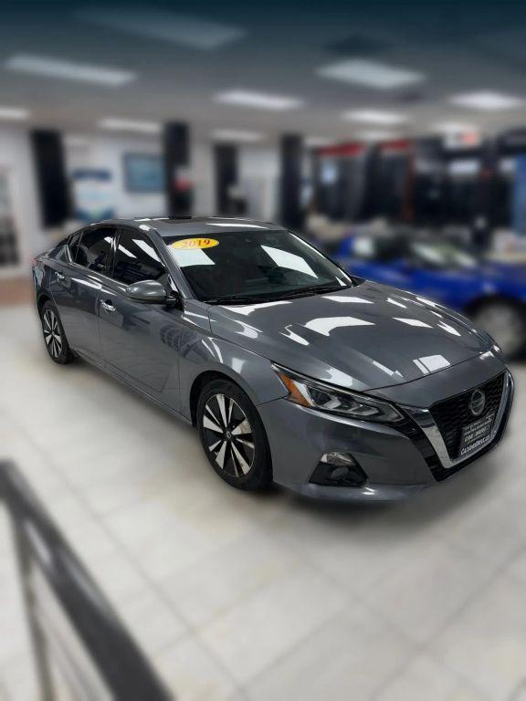 used 2019 Nissan Altima car, priced at $13,500