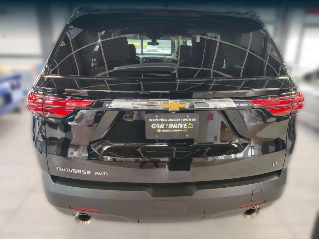 used 2023 Chevrolet Traverse car, priced at $23,995
