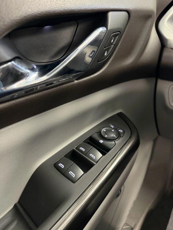 used 2021 GMC Acadia car, priced at $17,995