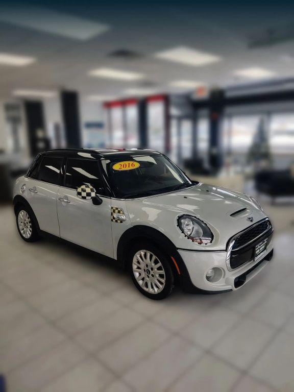 used 2016 MINI Hardtop car, priced at $7,995