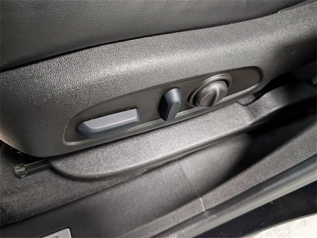 used 2023 Chevrolet Equinox car, priced at $24,899