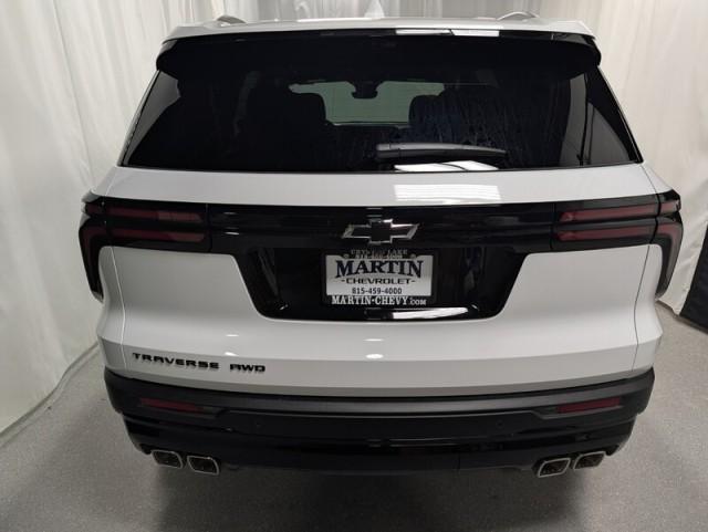 new 2026 Chevrolet Traverse car, priced at $47,804