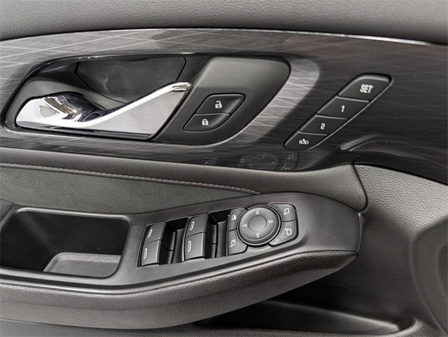 used 2023 Chevrolet Traverse car, priced at $38,911