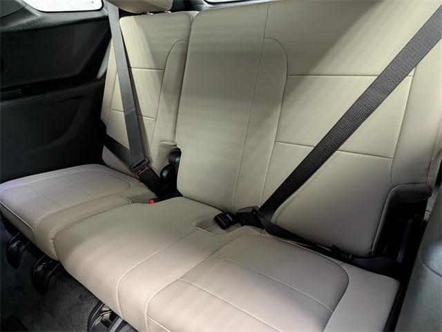 used 2023 Chevrolet Traverse car, priced at $33,700