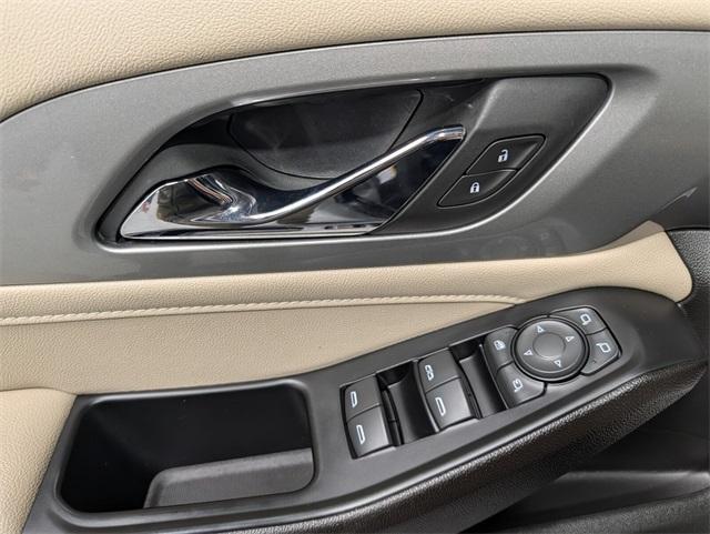 used 2023 Chevrolet Traverse car, priced at $33,700