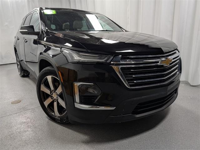 used 2023 Chevrolet Traverse car, priced at $33,700