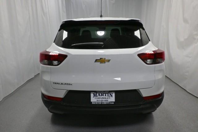 new 2026 Chevrolet TrailBlazer car, priced at $25,279