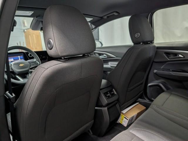 new 2026 Chevrolet Equinox EV car, priced at $29,992