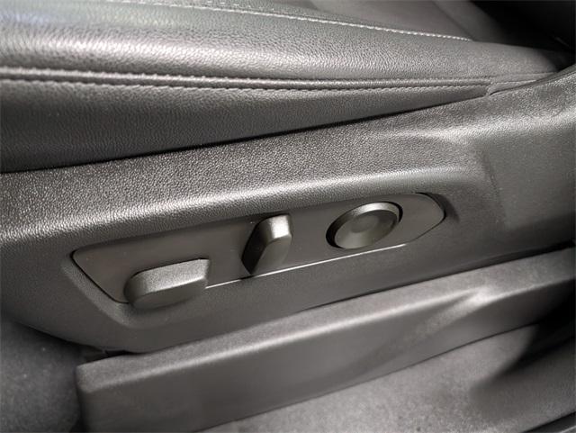 used 2022 Chevrolet Silverado 1500 car, priced at $42,990