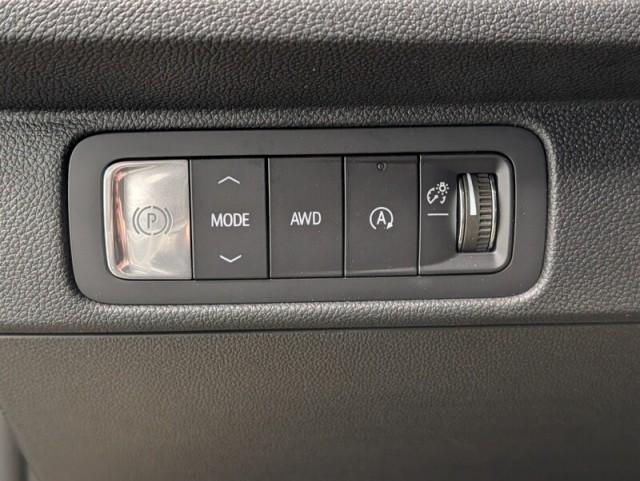 new 2026 Chevrolet Traverse car, priced at $46,204