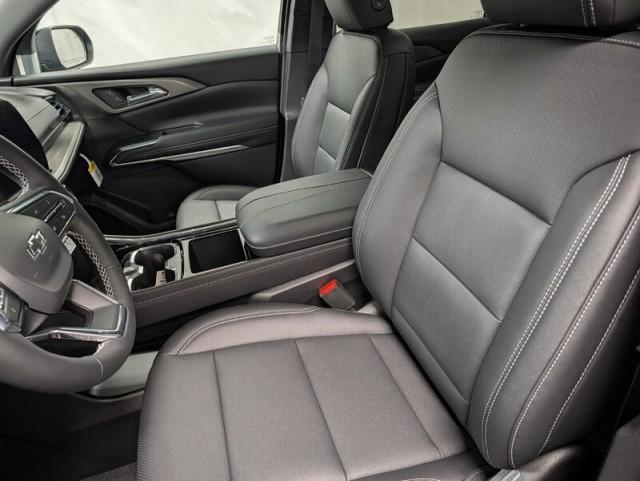 new 2026 Chevrolet Traverse car, priced at $46,204
