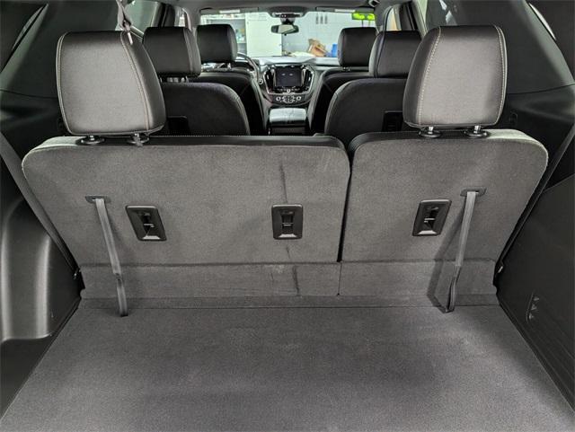 used 2023 Chevrolet Traverse car, priced at $32,888