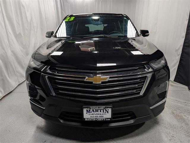 used 2023 Chevrolet Traverse car, priced at $32,888