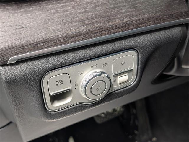 used 2021 Mercedes-Benz GLE 350 car, priced at $37,000