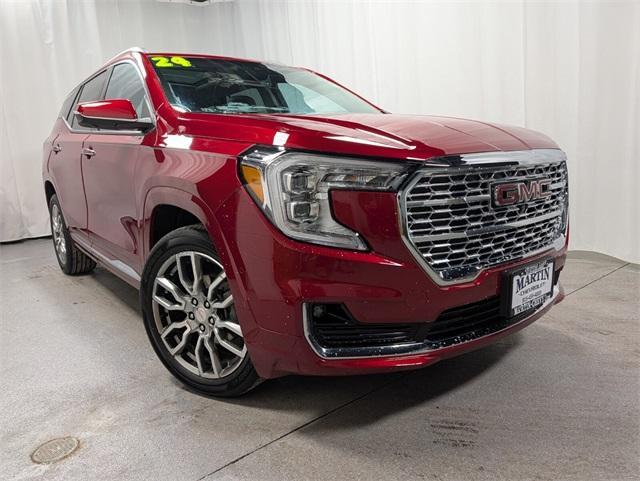 used 2024 GMC Terrain car, priced at $30,263