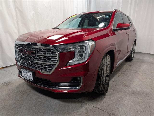 used 2024 GMC Terrain car, priced at $30,263