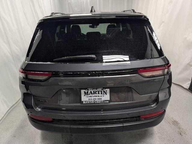 used 2023 Jeep Grand Cherokee car, priced at $31,544