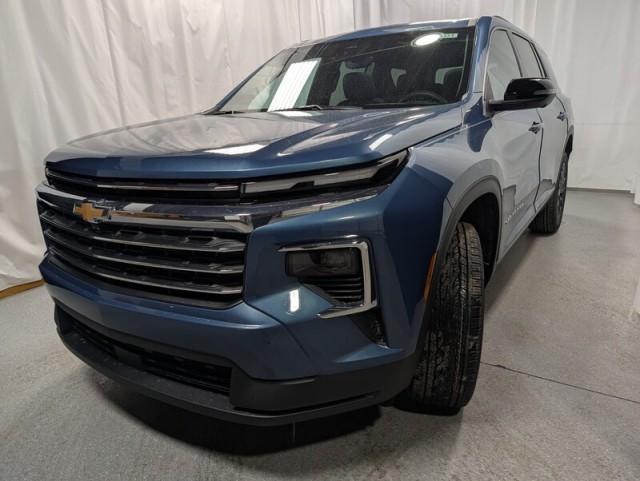 new 2026 Chevrolet Traverse car, priced at $48,019