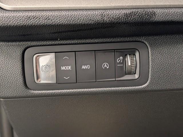 new 2026 Chevrolet Traverse car, priced at $48,019