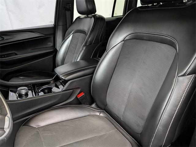 used 2023 Jeep Grand Cherokee car, priced at $29,000