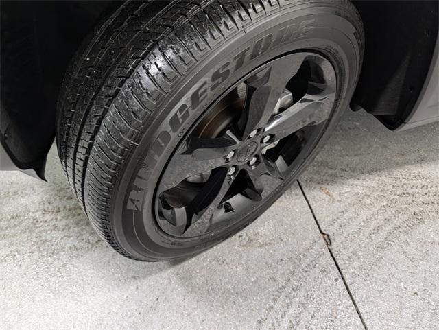 used 2023 Jeep Grand Cherokee car, priced at $29,000