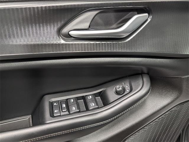 used 2023 Jeep Grand Cherokee car, priced at $29,000