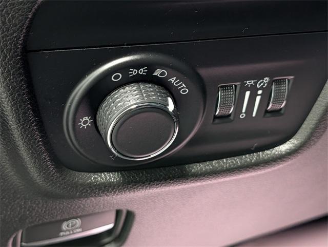 used 2023 Jeep Grand Cherokee car, priced at $29,000