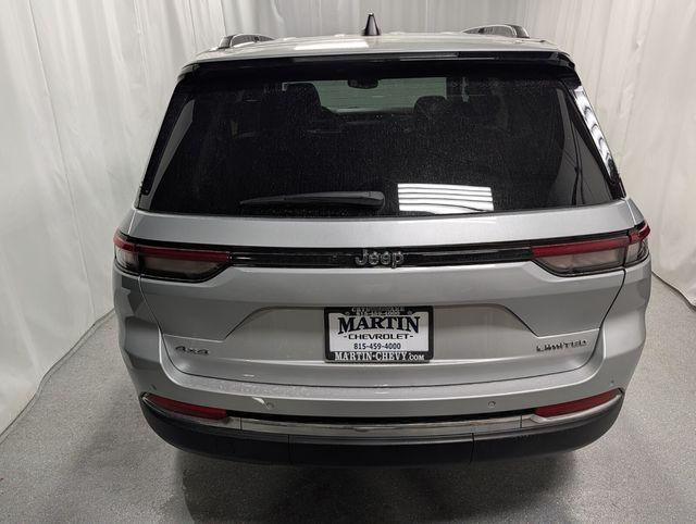 used 2024 Jeep Grand Cherokee car, priced at $36,788
