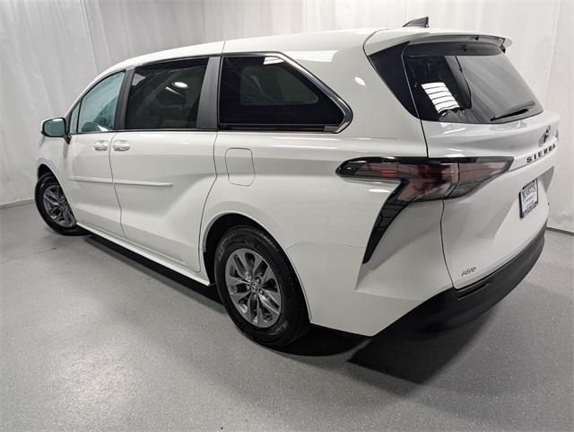 used 2024 Toyota Sienna car, priced at $40,100