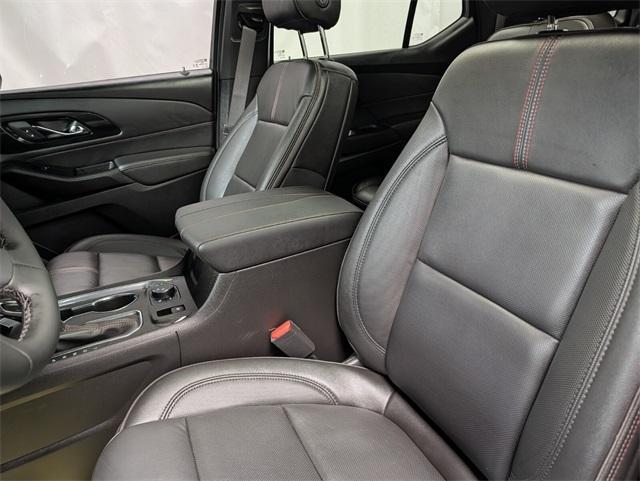 used 2023 Chevrolet Traverse car, priced at $39,600