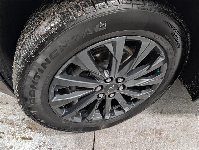 used 2023 Chevrolet Traverse car, priced at $39,600