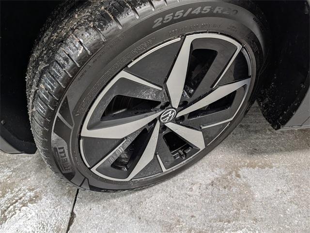 used 2024 Volkswagen ID.4 car, priced at $26,300